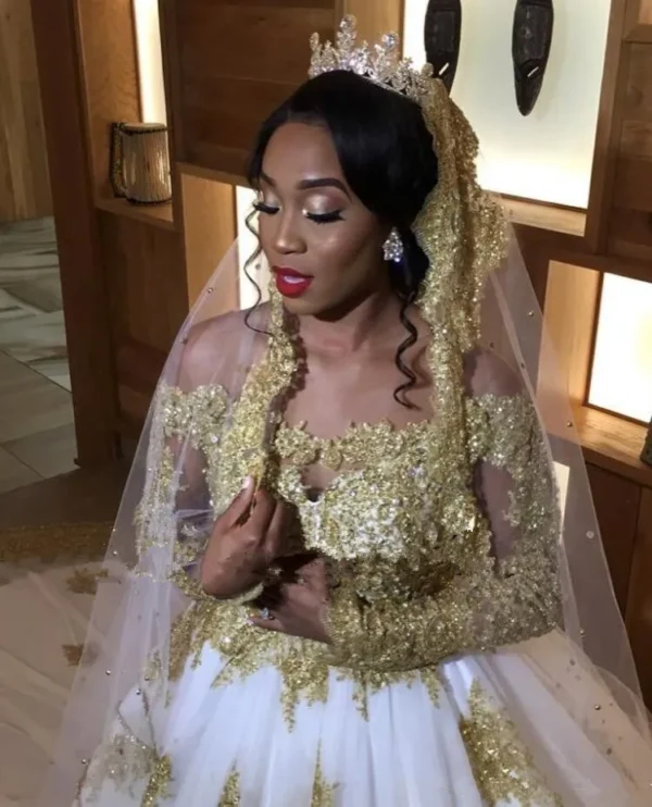 White And Gold Nigerian Wedding Dress African Long Sleeve Gown - Image 2