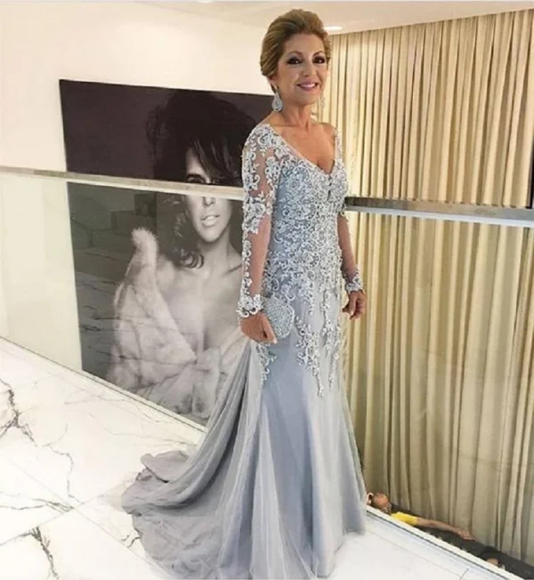 Gold Lace Mermaid V-Neck Long Sleeve Mother Wedding Dress - Image 4