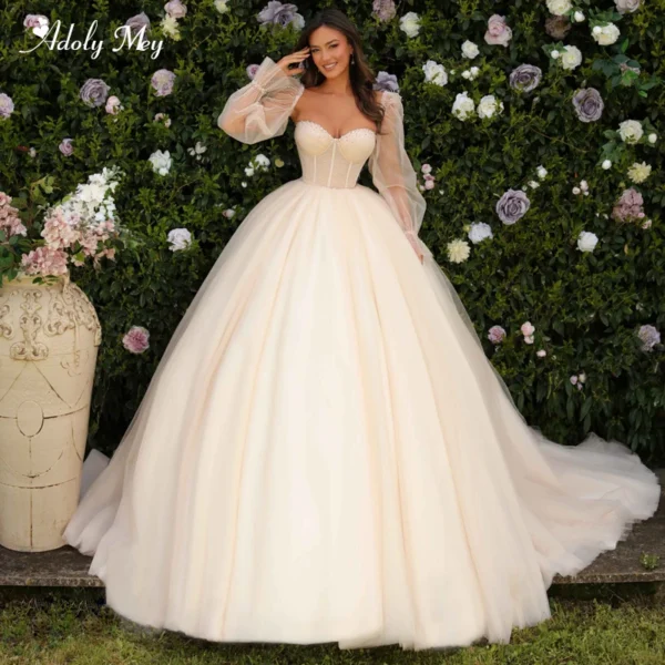 Gold Wedding Dresses Chic Pleated Strapless Beading Ball Gown Women
